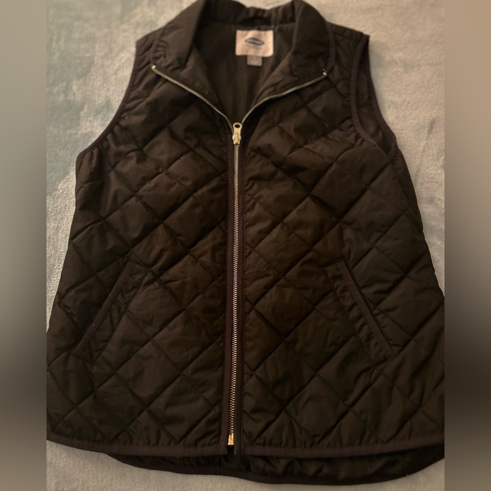 Old Navy Black Quilted Zip Vest